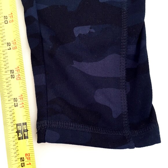 Danskin blue camo leggings, size large. - Picture 8 of 8